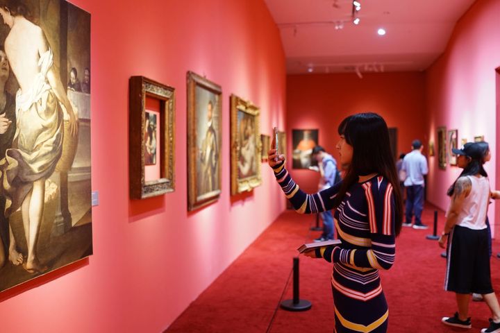 Artivive/Shanghai Himalayas Museum "Miracle: The Bellini Family and the Renaissance" (print) © Artivive
